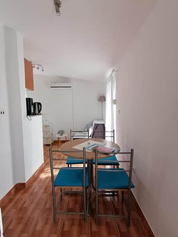 Apartment Krmpotic Vir Buitenkant foto